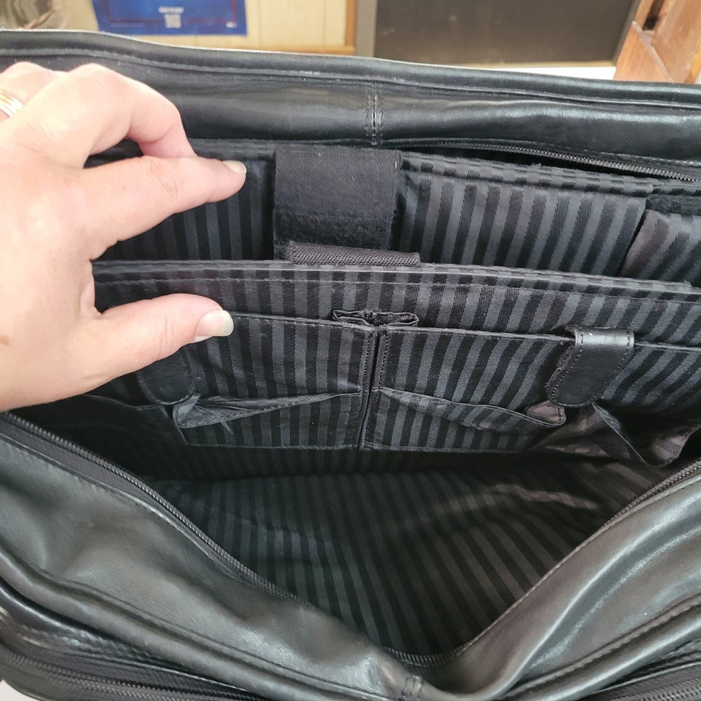 Tumi Black Leather Laptop Bag Briefcase Travel Bag 17x14 - Picture 8 of 14